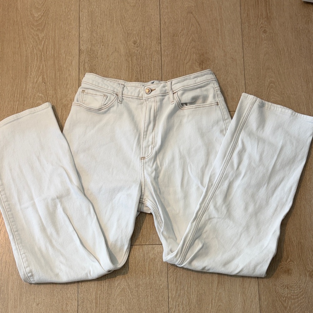 Hollister Women's Ultra High Rise Dad Jeans Vintage Stretch Cream White